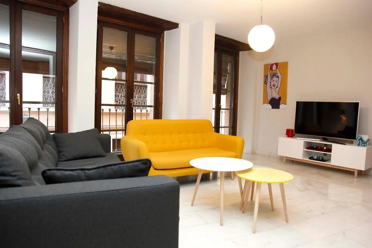 Camas Roomalaga By Bossh! Apartments
