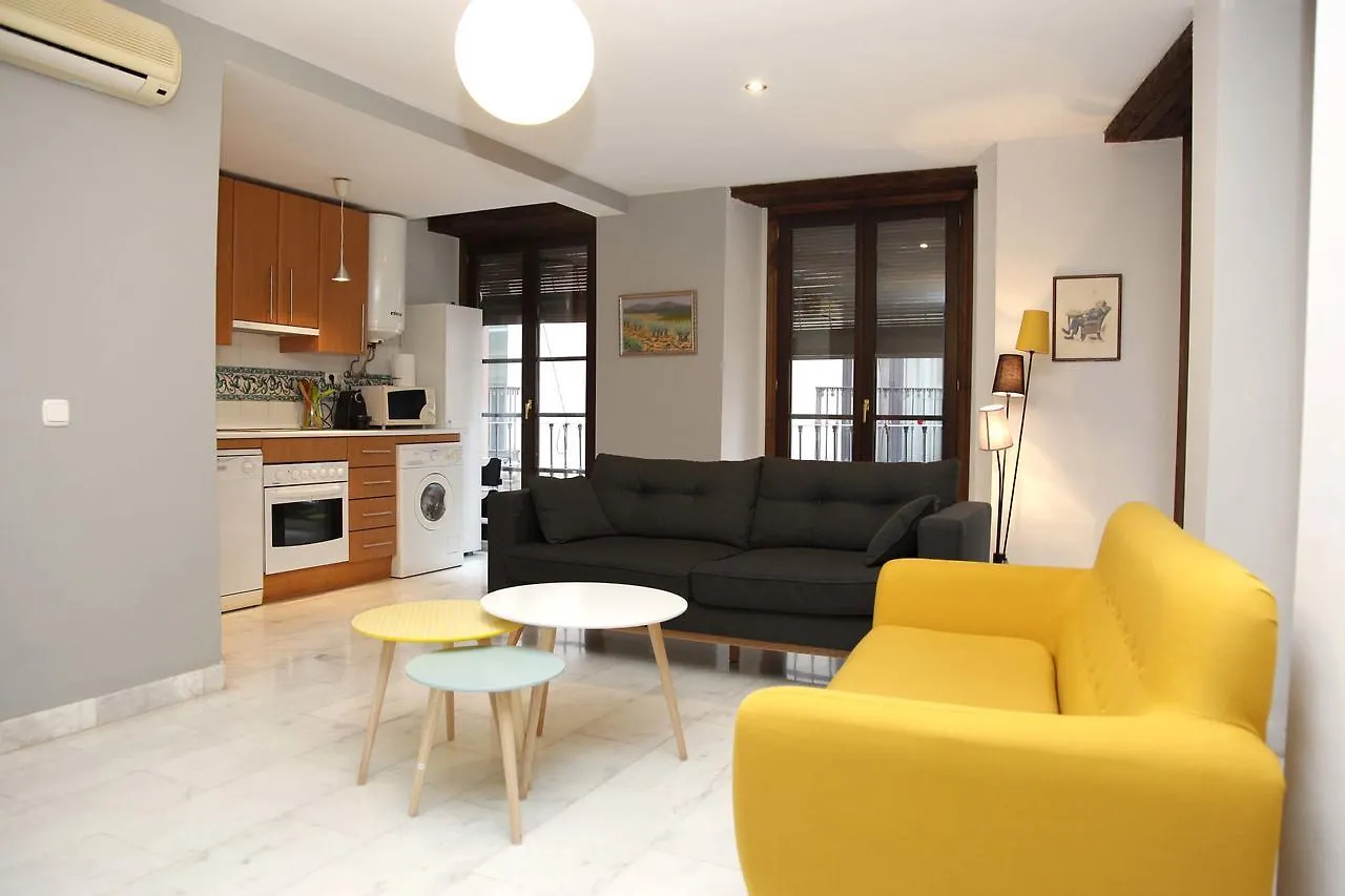 Camas Roomalaga By Bossh! Apartments